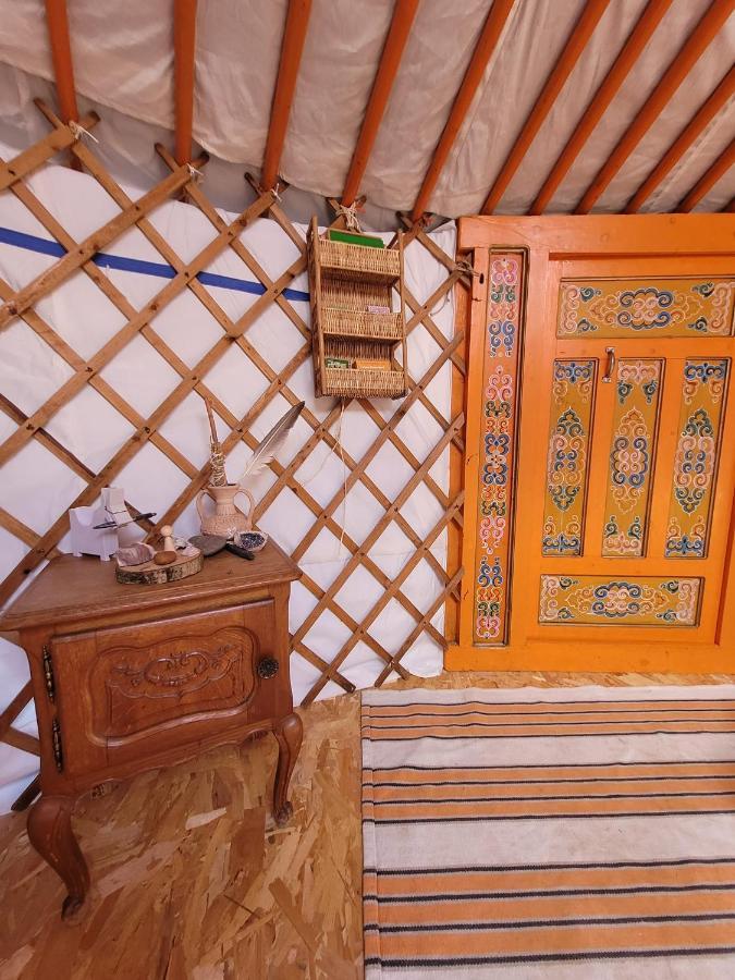 Slapen Tussen De Ezels In De Yurt Ξενοδοχείο Άαρσχοτ Εξωτερικό φωτογραφία